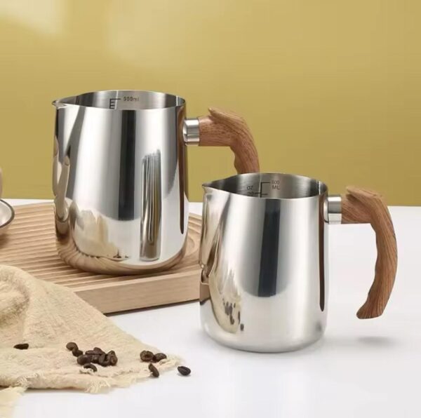 Milk Frothing Pitcher with Wooden Handle - 600ML